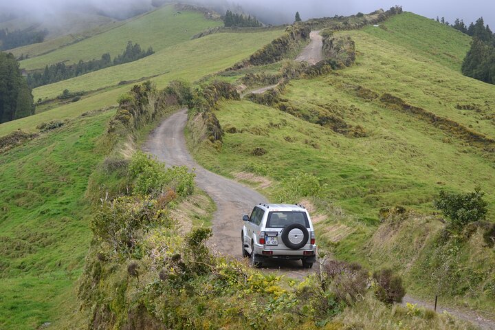 Halv dags Jeep Tour från Ponta Delgada till Sete Cidades