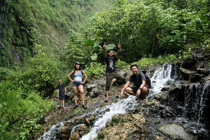 1 jour - ULTIMATE TOUR Cascade de Tumpak Sewu et grotte de Goa Tetes // 07h30 - 17h30