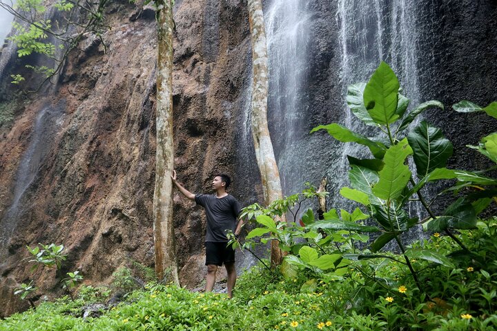 1 jour - ULTIMATE TOUR Cascade de Tumpak Sewu et grotte de Goa Tetes // 07h30 - 17h30