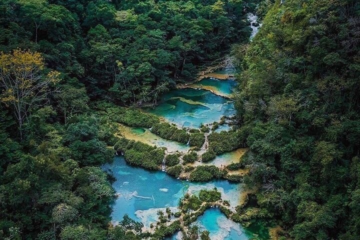 Ontdek de paradijselijke Semuc Champey + Kanba-grotten - Tour vanuit Cobán