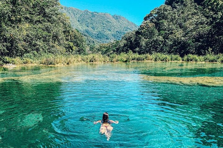 Ontdek de paradijselijke Semuc Champey + Kanba-grotten - Tour vanuit Cobán