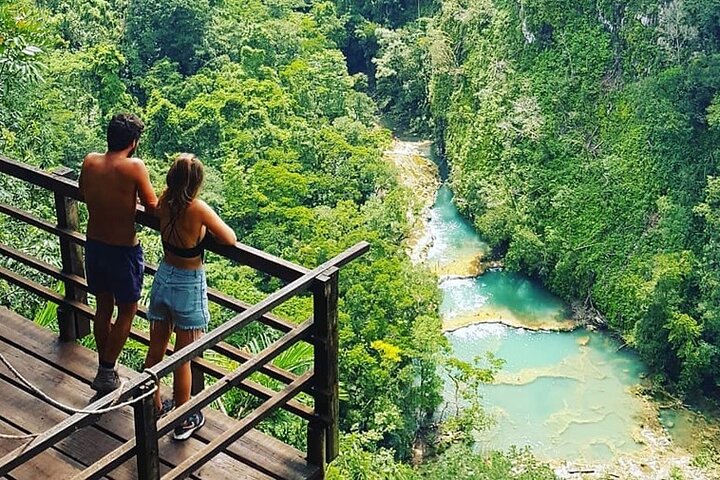 Ontdek de paradijselijke Semuc Champey + Kanba-grotten - Tour vanuit Cobán