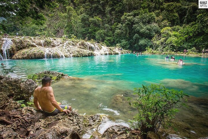 Ontdek de paradijselijke Semuc Champey + Kanba-grotten - Tour vanuit Cobán