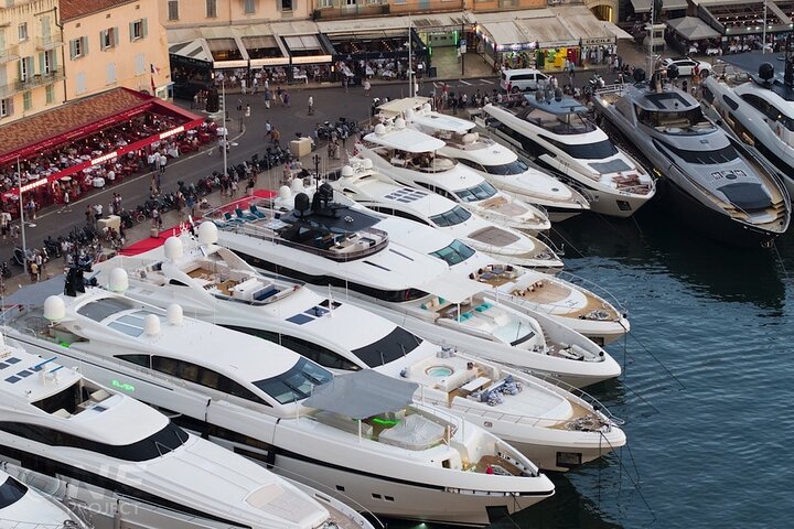 Privétour van 11 uur naar ST TROPEZ vanuit MARSEILLE , AIX per lux VAN