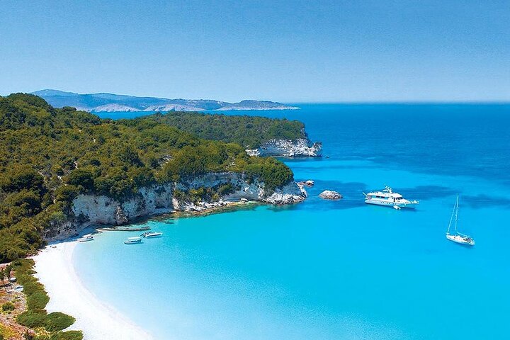 Paxos Antipaxos Blue Caves Cruise fra Korfu