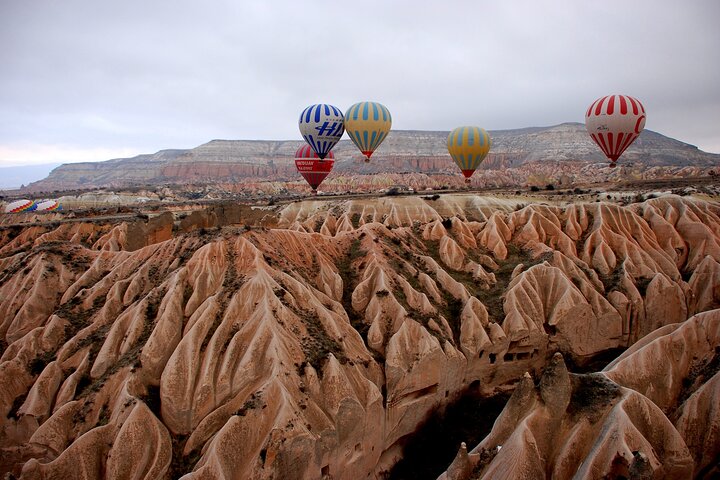 Tour de dia inteiro pela Cappadocia (Tour Vermelho + Cidade Subterrânea)