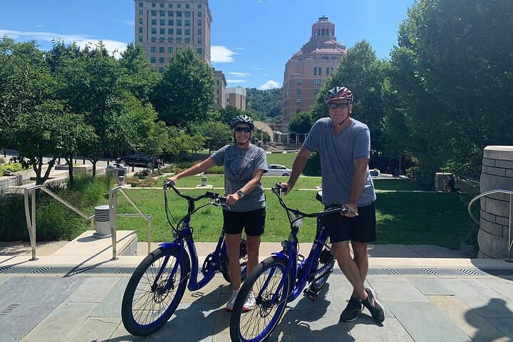 Asheville Historic Downtown guidet elcykeltur med naturskøn udsigt