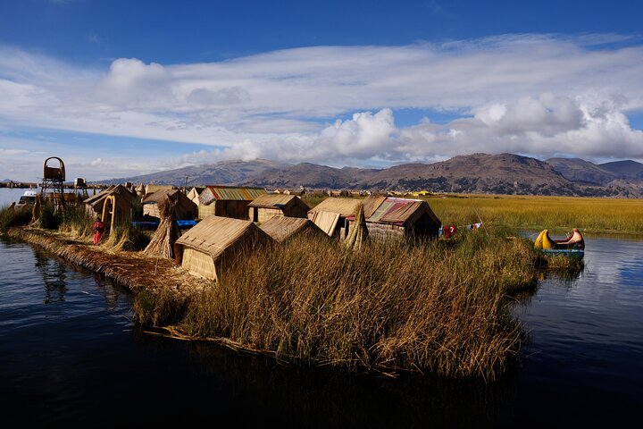 Uros Schilf schwimmende Inseln & Taquile Insel Titicaca Puno Ganztags