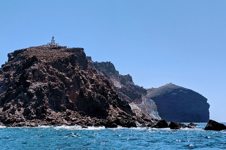 Santorini Classic Catamaran Cruise with BBQ, Drinks and Transfers