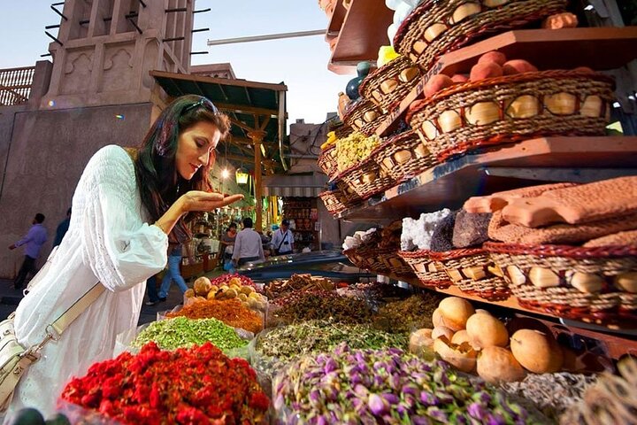 Old Dubai Shopping Tour (textiel-, specerijen- en goudsoek)