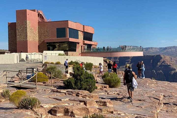 Passeio de Dia em Grupo Pequeno pelo West Skywalk do Grand Canyon a partir de Laughlin, NV