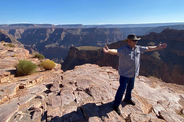 Passeio de Dia em Grupo Pequeno pelo West Skywalk do Grand Canyon a partir de Laughlin, NV
