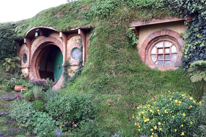 Excursion à Hobbiton Transport et aux points forts de Tauranga au départ de Tauranga