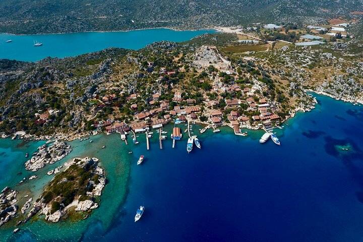 Recorrido compartido en barco por la ciudad de Kekova, incluido el almuerzo