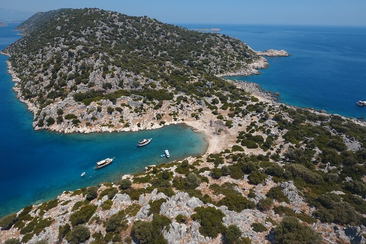 Recorrido compartido en barco por la ciudad de Kekova, incluido el almuerzo