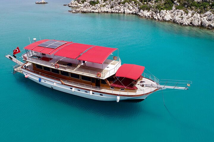 Recorrido compartido en barco por la ciudad de Kekova, incluido el almuerzo