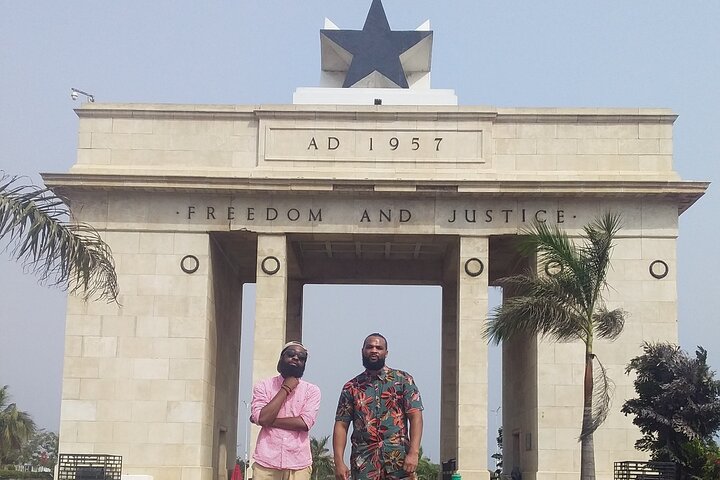 Ervaar de schoonheid, geschiedenis en cultuur van Accra in één dag