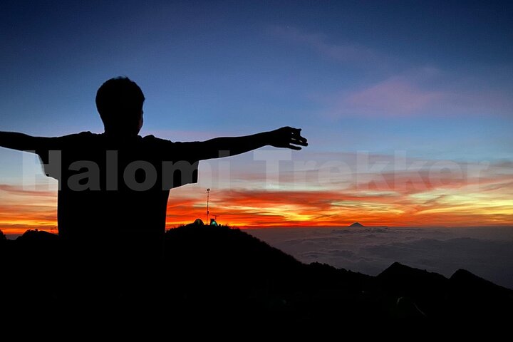 Mt Rinjani Trekking 2 dager 1 natt (Senaru Crater Rim)