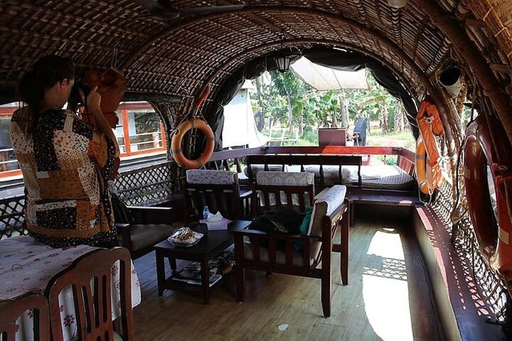 Backwaters Houseboat Cruise i Aleppey med lunsj fra Cochin - Privat tur