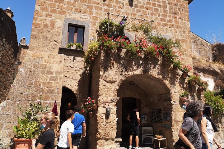Expérience en vélo électrique en petit groupe d'Orvieto à Civita avec déjeuner