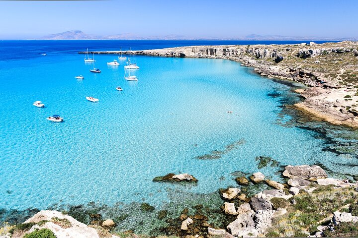 Bådtur Egadi Day opdag Favignana og Levanzo fra Trapani