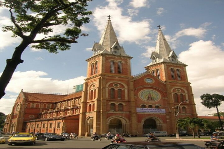 Ho Chi Minh City privétour van een hele dag met lunch inbegrepen