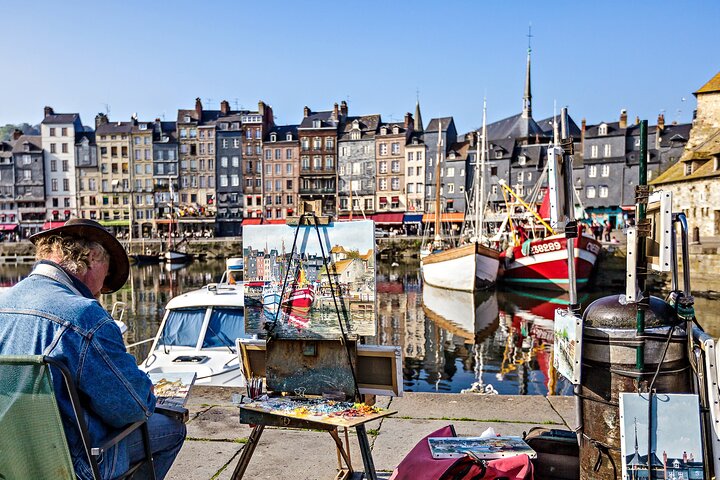 Escursione di un giorno a Deauville e Honfleur da Le Havre con Guida facoltativa