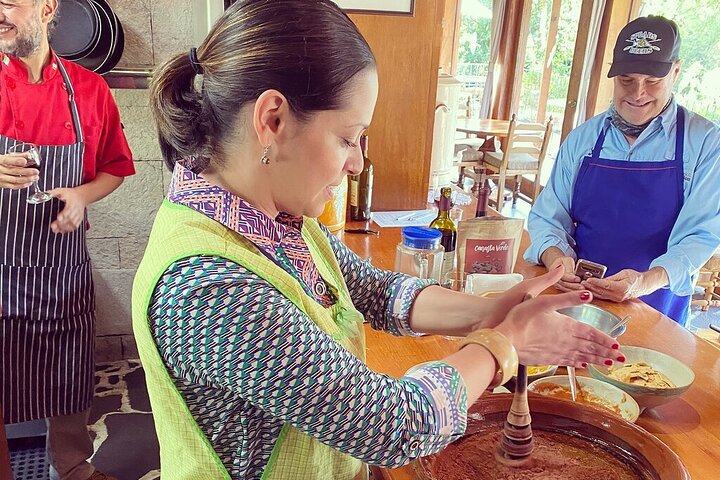 Cook & Dine | Machen Sie authentische mexikanische Maulwürfe und Salsas in San Miguel de Allende