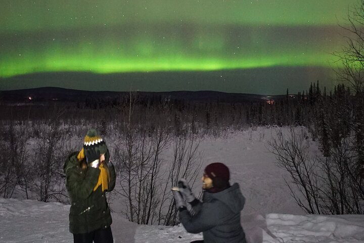 Aurora boreale (osservazione dell'aurora boreale) a caccia di fotografie a Fairbanks