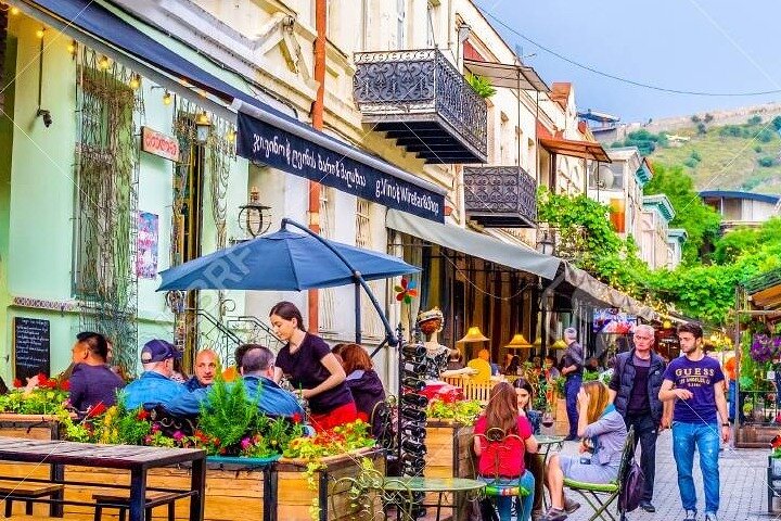 Transportuthyrning till Haghpat, Sanahin, Tbilisi (transfer från Jerevan)