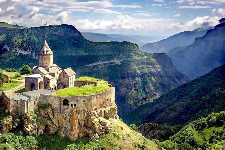 Private Full-Day Trip to Khor Virap - Noravank - Tatev-ropeway from Yerevan