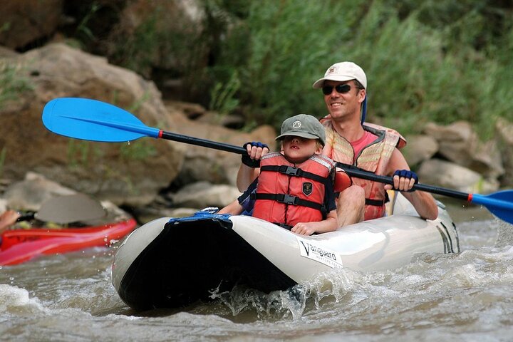 Noleggi: kayak gonfiabile di 1 giorno (2 persone)