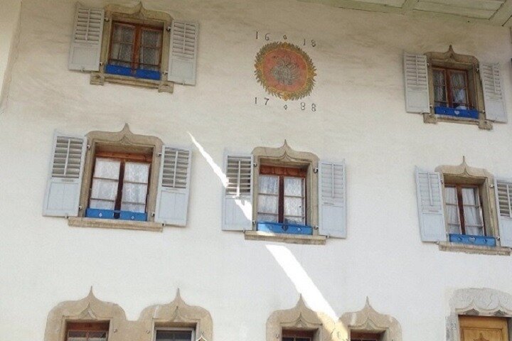 Excursão particular de Gruyères, incluindo fábrica de queijo e de chocolate saindo de Montreux