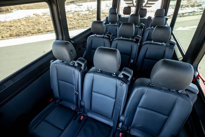 New York City Airport Ankomst Transfer med Sprinter LGA JFK EWR