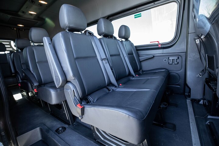 New York City Airport Ankomst Transfer med Sprinter LGA JFK EWR