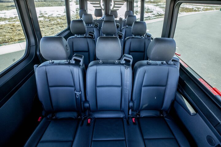 New York City Airport Ankomst Transfer med Sprinter LGA JFK EWR