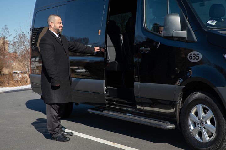New York City Airport Ankomst Transfer med Sprinter LGA JFK EWR