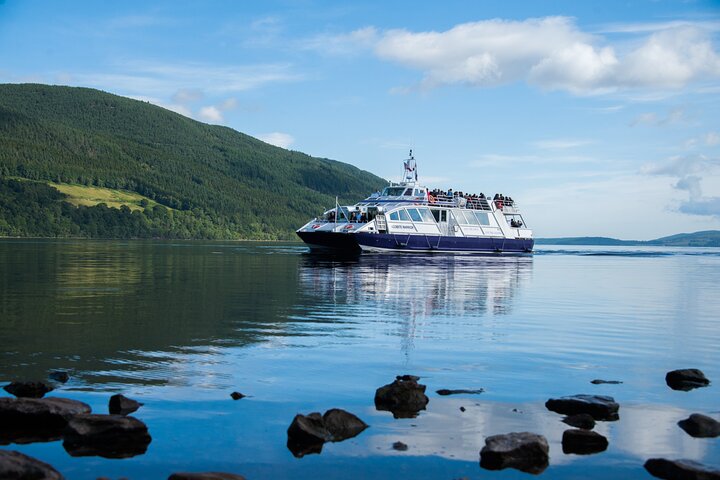 Loch Ness og Caledonian Canal 2-timers krydstogt fra Dochgarroch