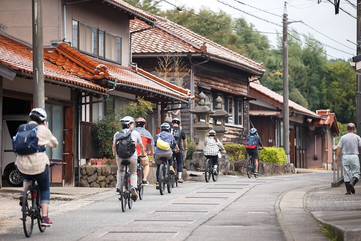 Tour guidato in bicicletta ad Hagi con visita al birrificio Sake