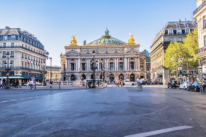 Excursión de un día a París con conductor privado desde Le Havre | Guía opcional