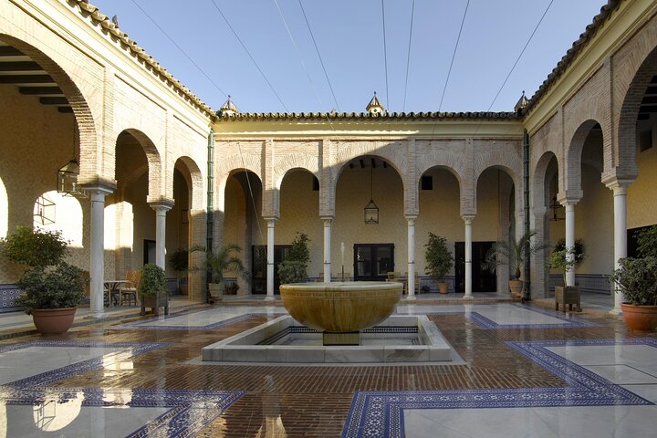 Excursion de 2 heures à Carmona: Alcazar et église de Santa Maria