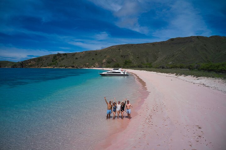 Heldagsutflykt för att utforska 6 destinationer i Labuan Bajo och Komodo