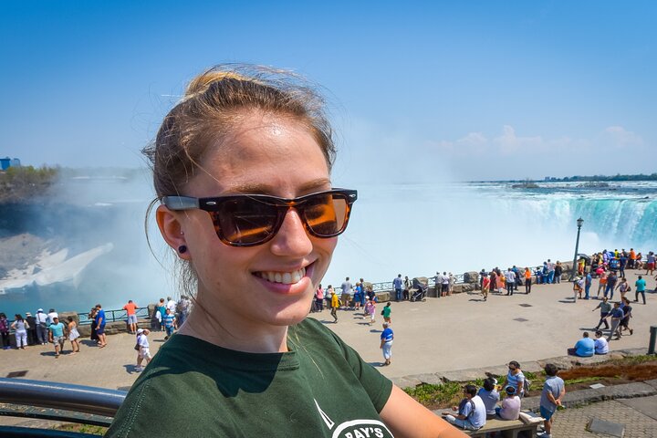 All Inclusive Niagara Falls USA-tur med båttur, grotte og mye MER