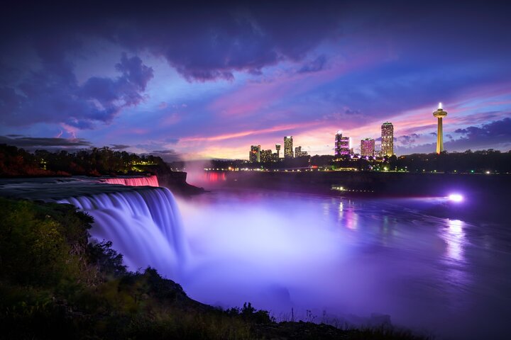 All Inclusive Niagara Falls USA-tur med båttur, grotte og mye MER