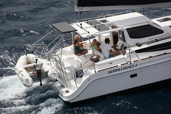 Privado dia inteiro, dia divertido SY Mazu - Luxury Gemini Legacy Catamaran