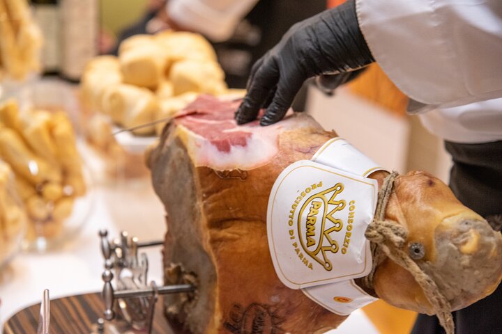 Halvdag Privat Parmigiano Reggiano og Parma Ham opplevelse