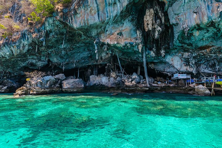 Tour in catamarano premium per le isole Phi Phi e Maya Bay da Phuket