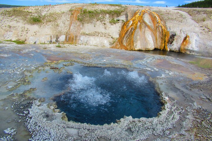 Excursão de caminhada de 6 milhas no gêiser em Yellowstone com almoço