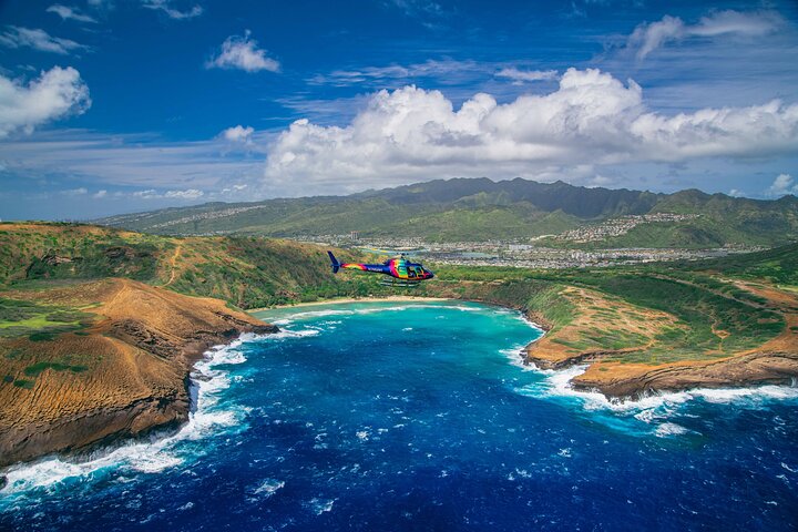 Oahu : 60 min Royal Crown Helicopter Tour - portas abertas ou abertas