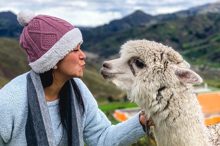 Excursión de día completo a la laguna de Quilotoa desde Quito con entradas diarias